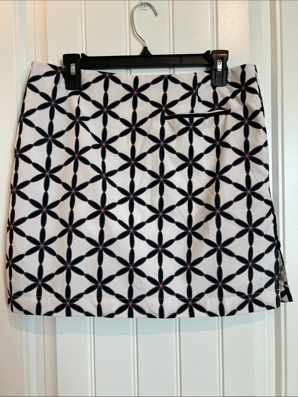 Golfini Twiggy Skort Size 6 Black White Pink Floral Golf Tennis - Picture 3 of 16
